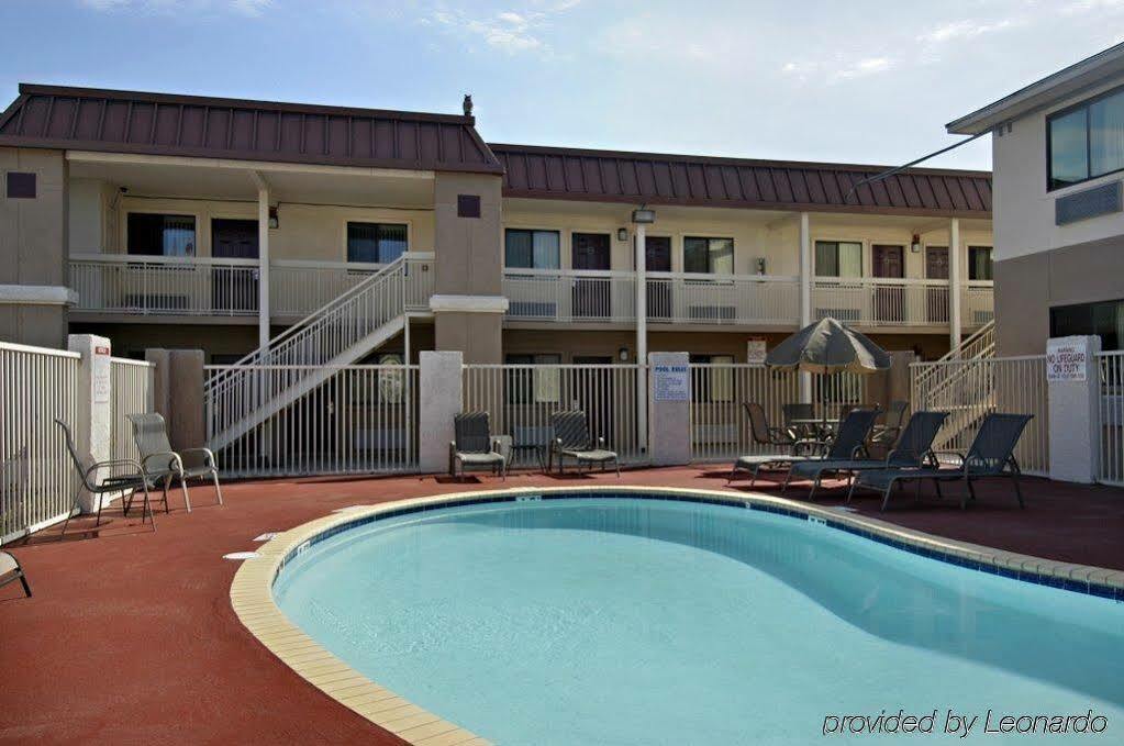 Hotel Super 8 By Wyndham New Braunfels I-35 Zewnętrze zdjęcie